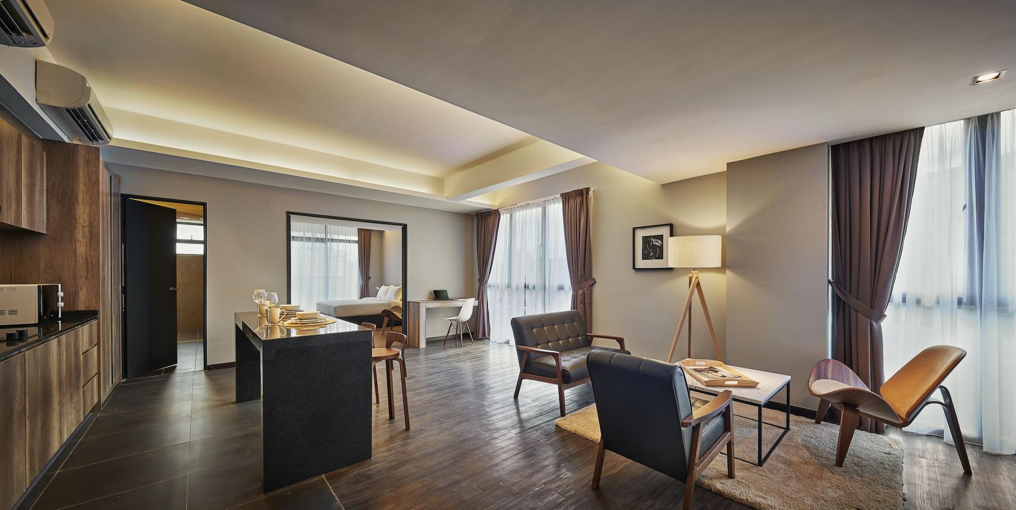 Tropics Eight Suites Τζωρτζ Τάουν Εξωτερικό φωτογραφία