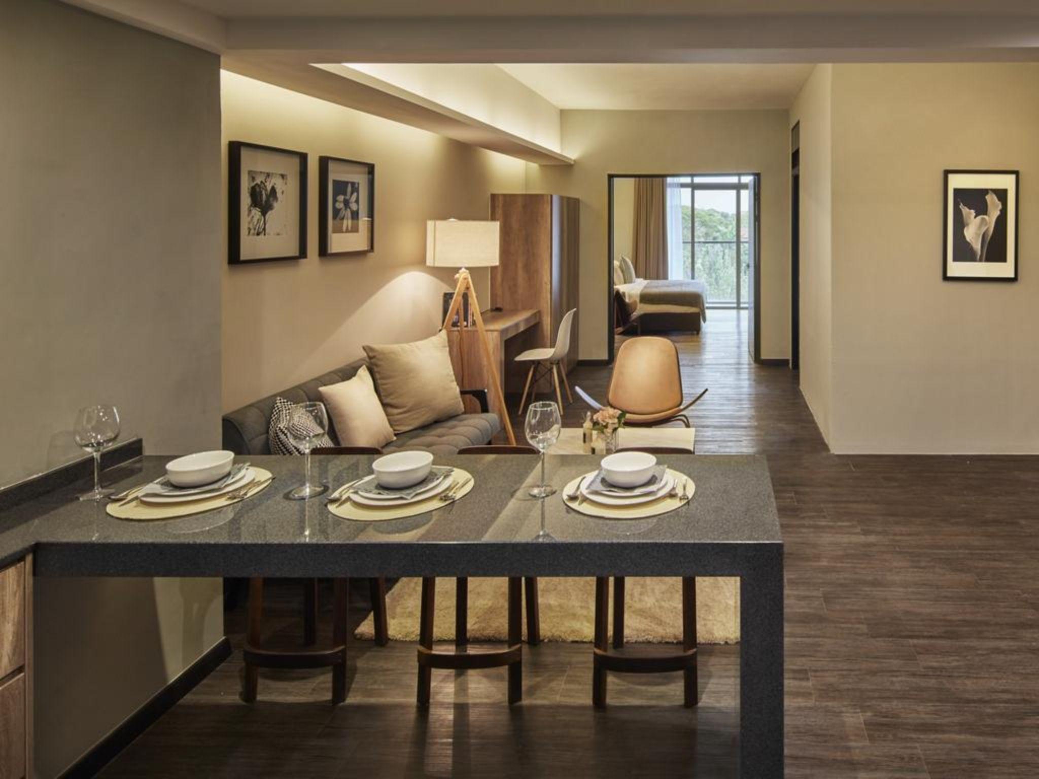 Tropics Eight Suites Τζωρτζ Τάουν Εξωτερικό φωτογραφία