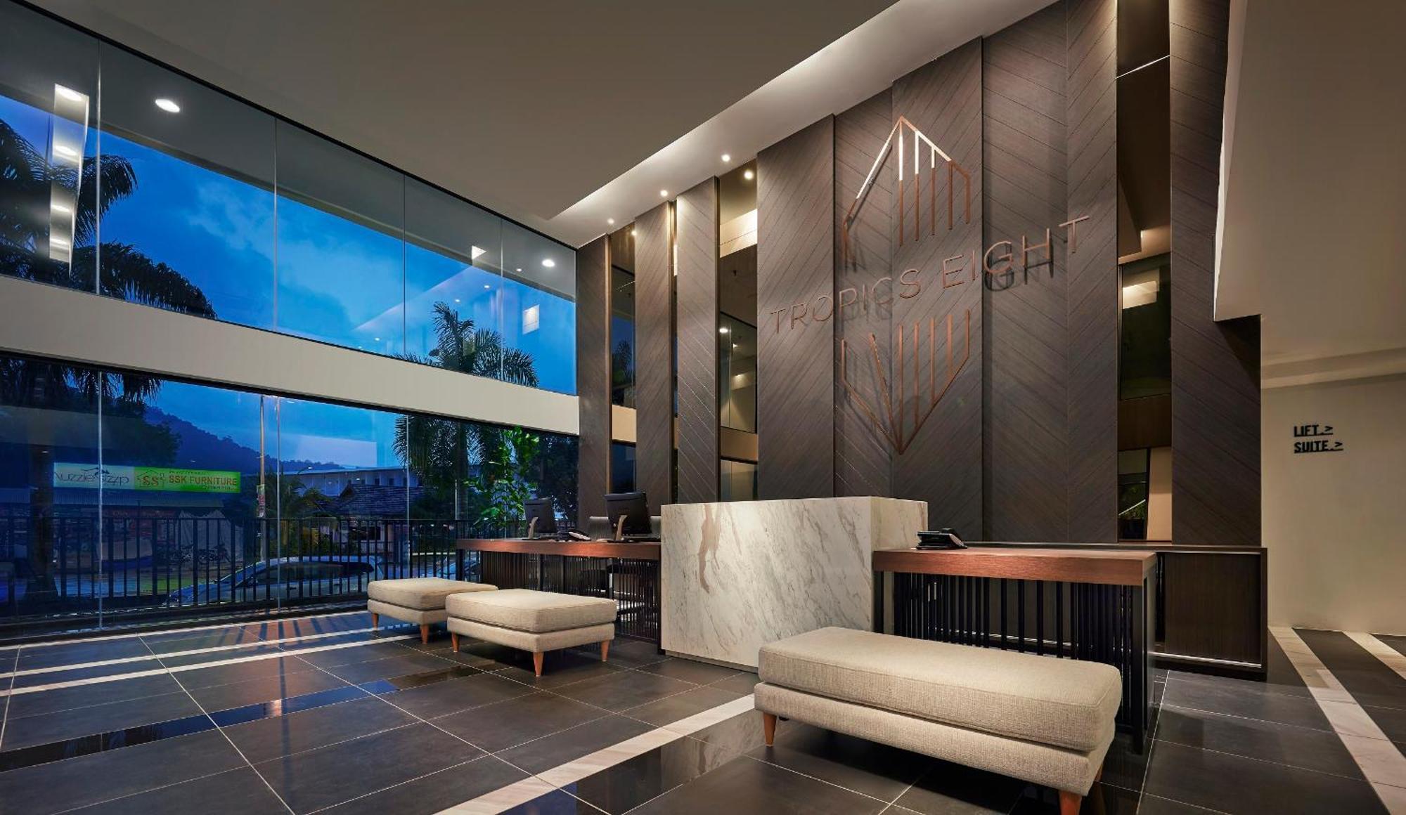 Tropics Eight Suites Τζωρτζ Τάουν Εξωτερικό φωτογραφία