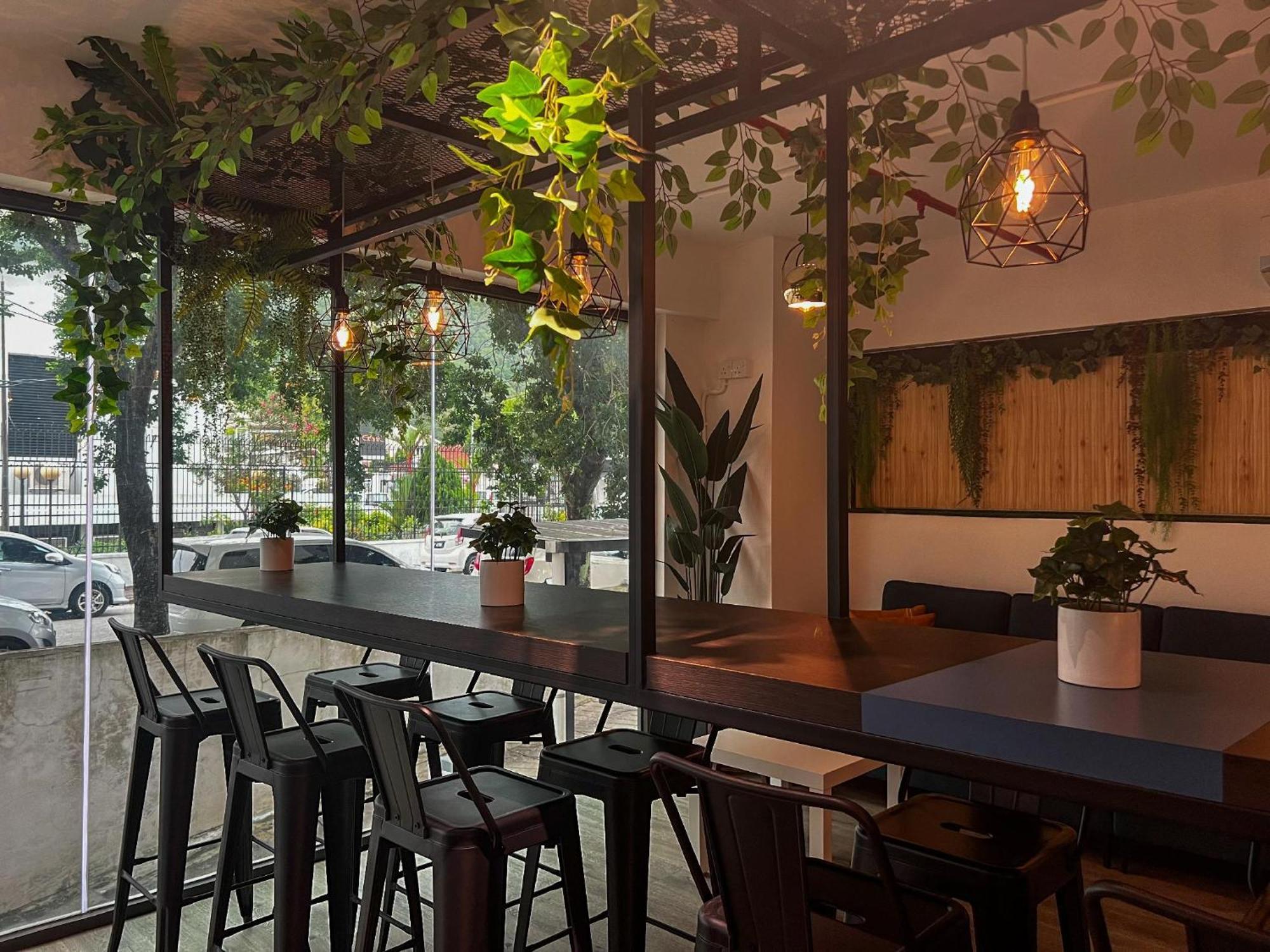 Tropics Eight Suites Τζωρτζ Τάουν Εξωτερικό φωτογραφία